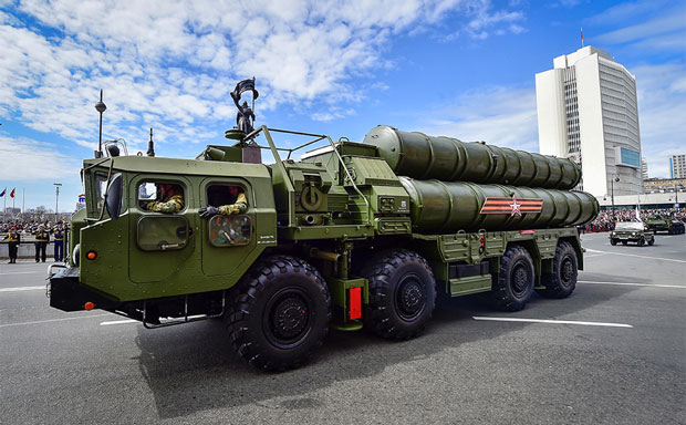 Купиш руско оружје, казни те Америка
